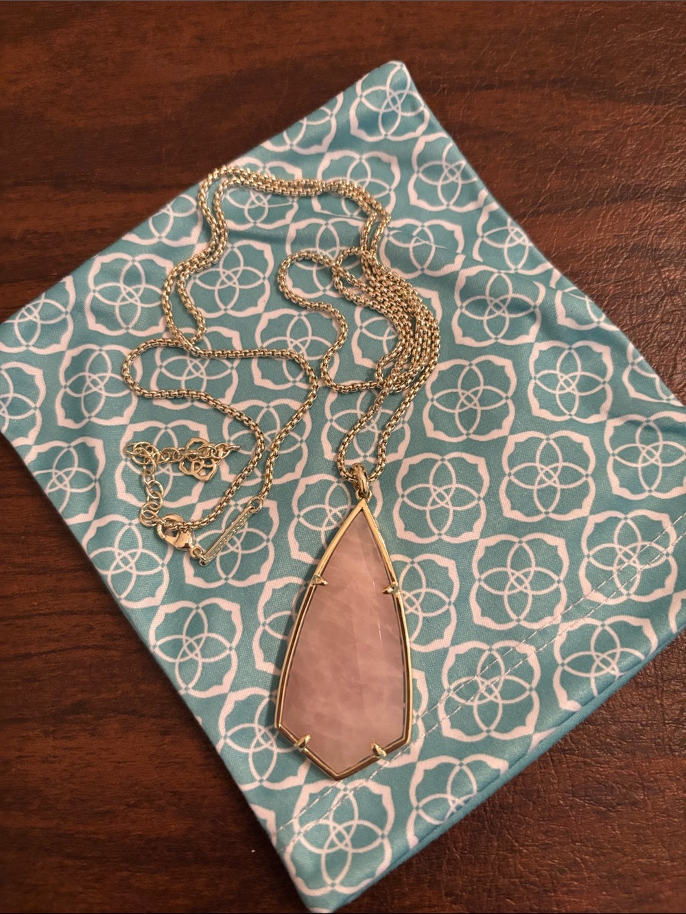 Large Rose Quartz Kendra Scott Pendant Necklace
